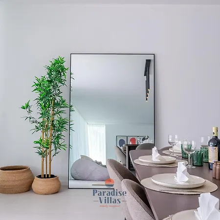 Modern 4-bedroom With Infinity Pool Albufeira