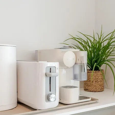 Modern 4-bedroom With Infinity Pool * 알부페이라