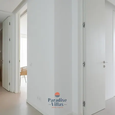 Villa Modern 4-bedroom With Infinity Pool Albufeira
